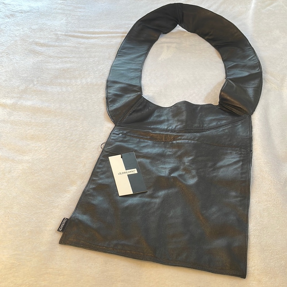 Hebbeding leather crossbody bag